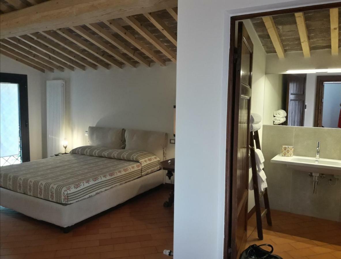 Agriturismo Le Cerbonche 罗西尼亚诺马里蒂莫 外观 照片